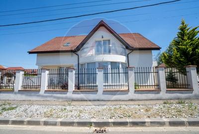 Casă individuală cu 6 camere cu Teren 514 Mp în Sânmartin - 2