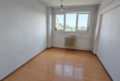 Garsonieră nedecomandată în Micro 21