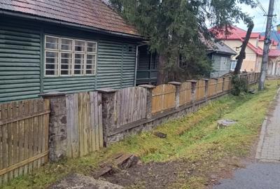 Casă cu 6 camere cu Canalizare în Lunca Bradului