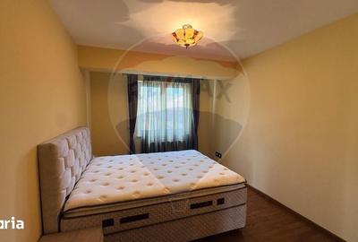 Apartament cu 3 camere în Central - 12