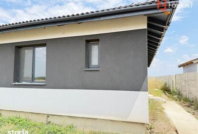 Casă cu 3 camere cu Teren 350 Mp în Săcălaz