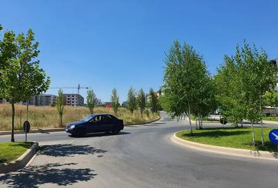Apartament cu 2 camere decomandat în Titan