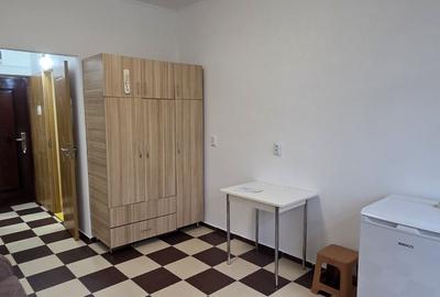 Apartament semidecomandat în Central