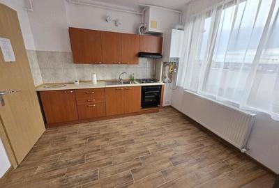 Apartament cu 2 camere semidecomandat în Aradului - 4