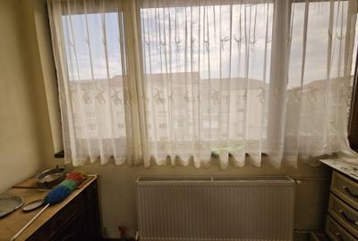 Apartament cu 3 camere decomandat în Soarelui - 13