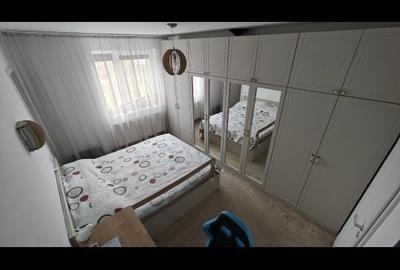 Apartament cu 3 camere decomandat în Dosu Bricii
