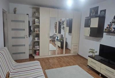 Garsonieră decomandată în Berceni