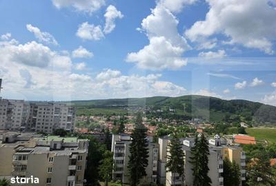 Apartament cu 2 camere decomandat în Simeria - 2