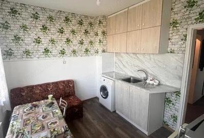 Apartament cu 2 camere semidecomandat în Șagului
