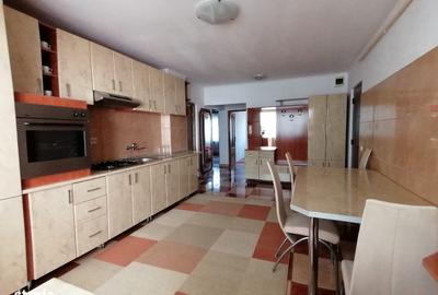Apartament cu 2 camere în Micro 15 - 5