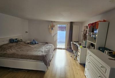 Apartament cu 3 camere decomandat în Central - 13