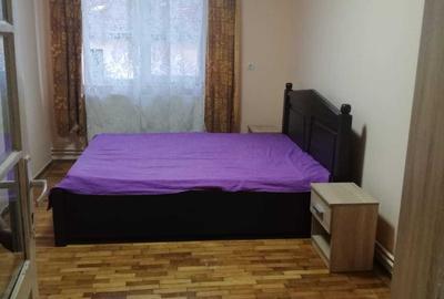 Apartament cu 2 camere semidecomandat în Spitalul Județean - 4