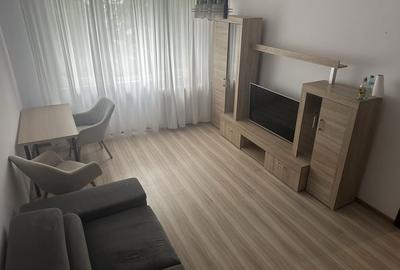 Apartament cu 2 camere decomandat în Titan - 4