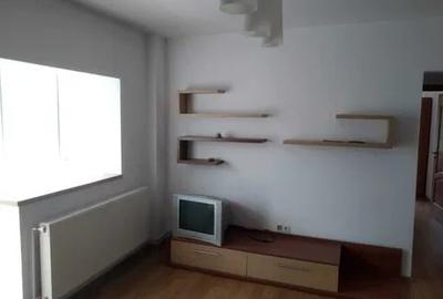Apartament cu 3 camere decomandat, mobilat în Alexandru cel Bun - 2