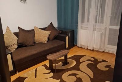 Apartament cu 2 camere semidecomandat în Astra