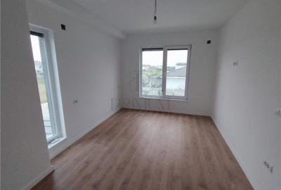 Duplex cu 5 camere cu Canalizare în Moșnița Nouă - 5