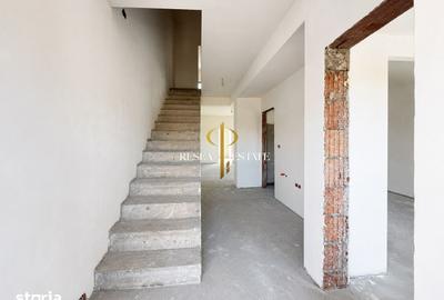 Casă cu 4 camere cu Teren 333 Mp în Dumbrăvița