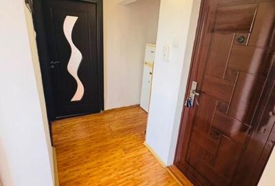 Apartament cu 2 camere decomandat în 23 August