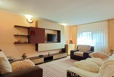 Apartament cu 3 camere decomandat în Mazepa 2 - 1