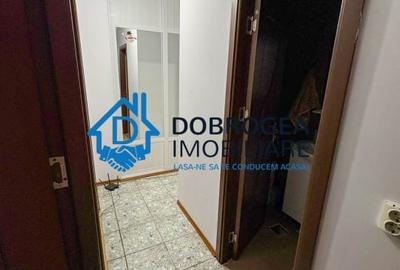 Apartament cu 4 camere decomandat, mobilat în Peco - 6