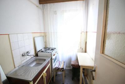 Apartament cu 2 camere semidecomandat în Micro 19