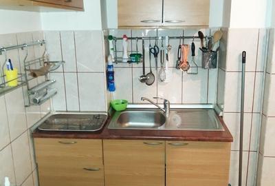 Garsonieră decomandată în Ostroveni - 9