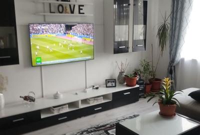 Apartament cu 2 camere decomandat în Central - 1