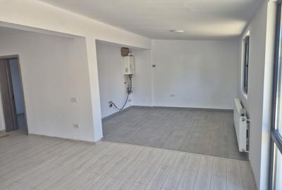 Casă cu 3 camere în Traian - 4