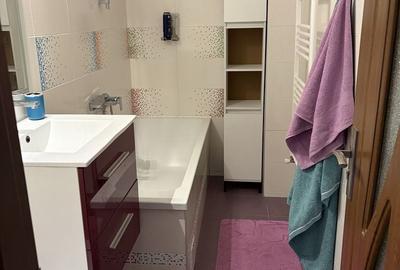 Apartament cu 3 camere decomandat în Central - 8