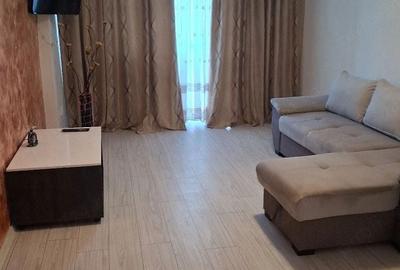 Apartament cu 2 camere decomandat, mobilat în Micro 13