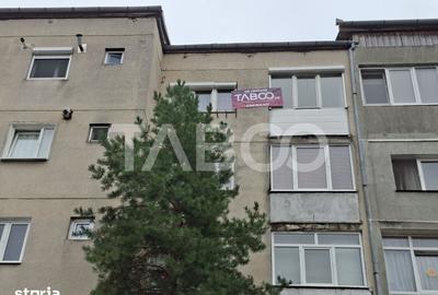 Apartament cu 2 camere nedecomandat în Vasile Aaron