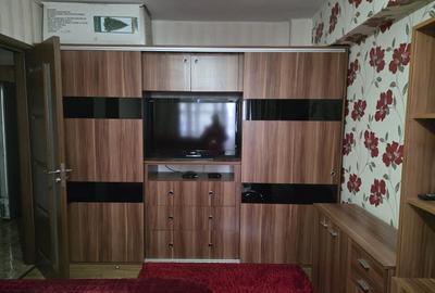 Apartament cu 3 camere decomandat în Gorjului - 3