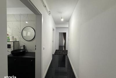 Apartament cu 3 camere decomandat în Trei Stejari