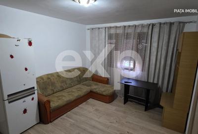 Apartament cu 2 camere semidecomandat în Micro 6