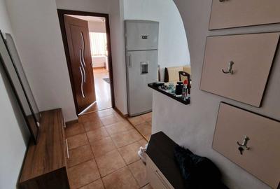 Apartament cu 2 camere decomandat în Astra