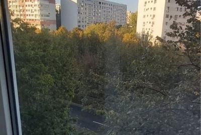 Garsonieră în Titan