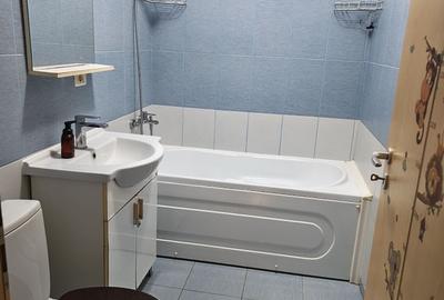 Apartament cu 2 camere semidecomandat în Giroc