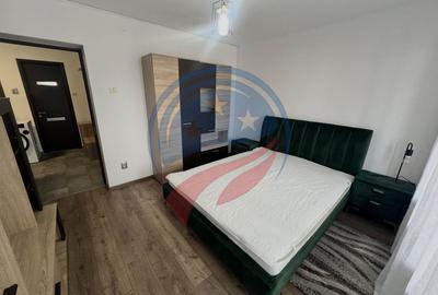 Apartament cu 3 camere decomandat în 1 Mai