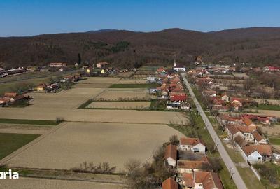 Teren de 2970 mp, în Mașloc - 15