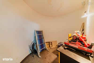 Casă cu 7 camere decomandat cu Teren 1200 Mp în Pârneava