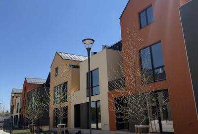 Casă cu 4 camere cu Teren 170 Mp în Central - 2