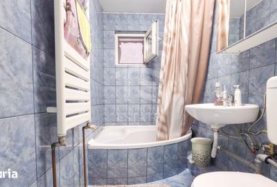 Casă cu 6 camere cu Teren 408 Mp în Ghencea