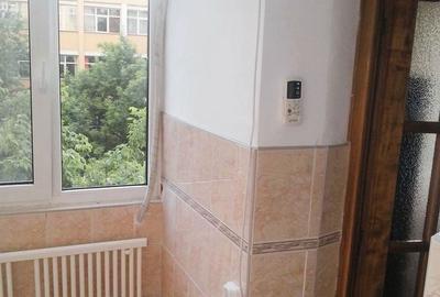 Garsonieră decomandată, mobilată în Drumul Taberei - 1