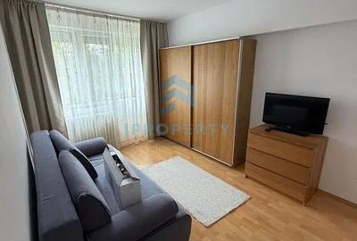 Apartament cu 2 camere decomandat, mobilat în Titan
