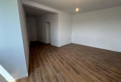 Apartament cu 3 camere în Plopi - 13