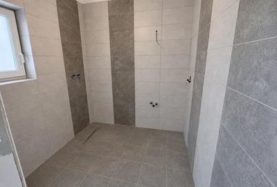 Casă cu 3 camere cu Teren 830 Mp în Albina