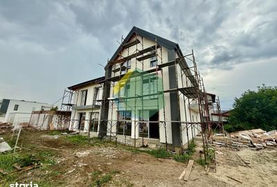 Casă cu 5 camere cu Teren 160 Mp în Central