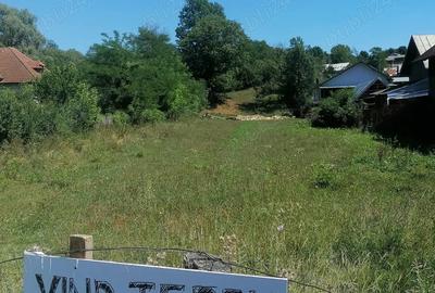 Teren de 2287 mp, în Valea - 1