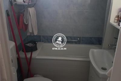 Apartament cu 2 camere semidecomandat în Podul de Piatră