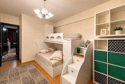 Apartament cu 3 camere semidecomandat, mobilat în Copou